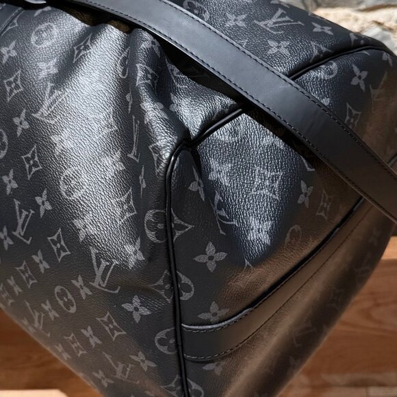 Louis Vuitton Monogram Eclipse Keepall Bandoulière 55 Duffle Bag - Picture 8 of 16